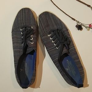 AEO Striped Shoes